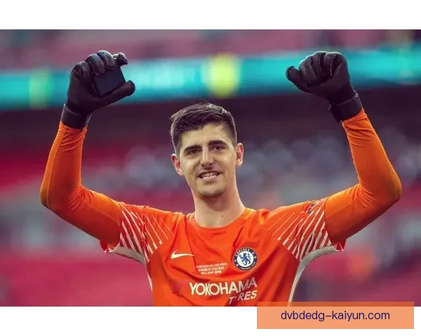 库尔图瓦在切尔西的生涯回顾与表现分析