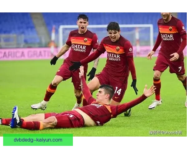 伊尼戈·马丁内斯与孔德搭档状态持续回暖，助力球队防线稳固